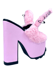 YRU Baddie Bunny Pink Platform Sandals
