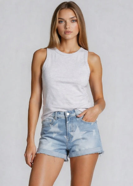 Star print high-rise denim shorts on model – faded light wash boho festival style – Pretty Attitude
