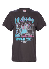 Def Leppard vintage band tee