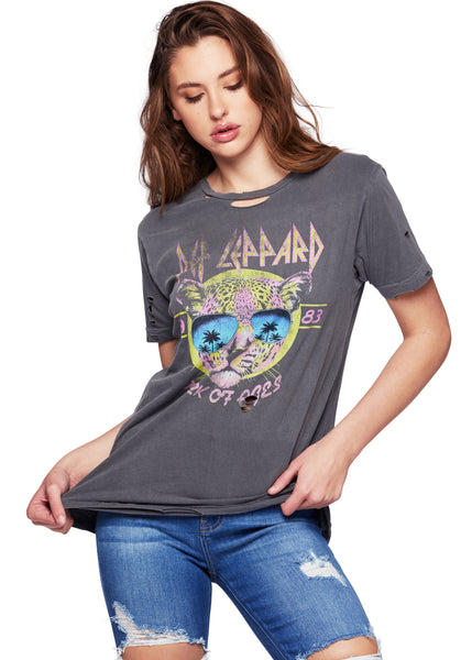 Def Leppard rock of ages t shirt
