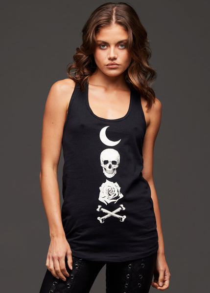 skull graphic tee