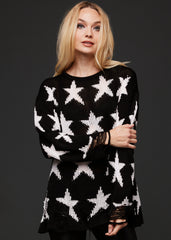 star-print-distressed-sweater