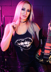 Nita Strauss vampire lips tee